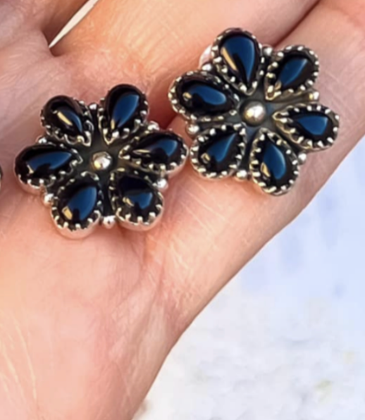 Mini Daisy Earrings-Stud Earrings-Krush Kandy, Women's Online Fashion Boutique Located in Phoenix, Arizona (Scottsdale Area)