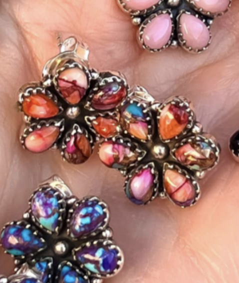 Mini Daisy Earrings-Stud Earrings-Krush Kandy, Women's Online Fashion Boutique Located in Phoenix, Arizona (Scottsdale Area)